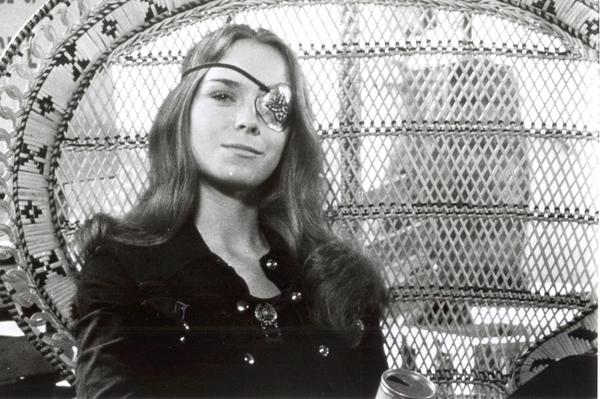 Switchbladesisters.jpg?ixlib=rails 2.1