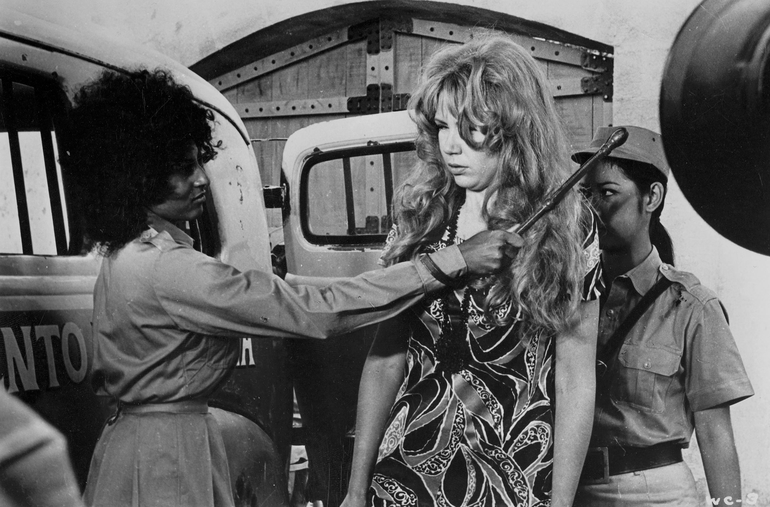 Women in cages 03.jpg?ixlib=rails 2.1