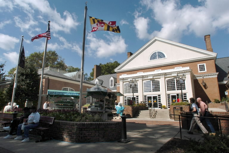 Plaza.jpg?ixlib=rails 2.1