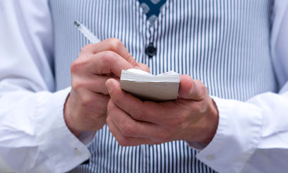 Rsz waiter taking order 006.jpg?ixlib=rails 2.1