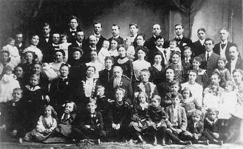 Polygamy 1.jpg?ixlib=rails 2.1