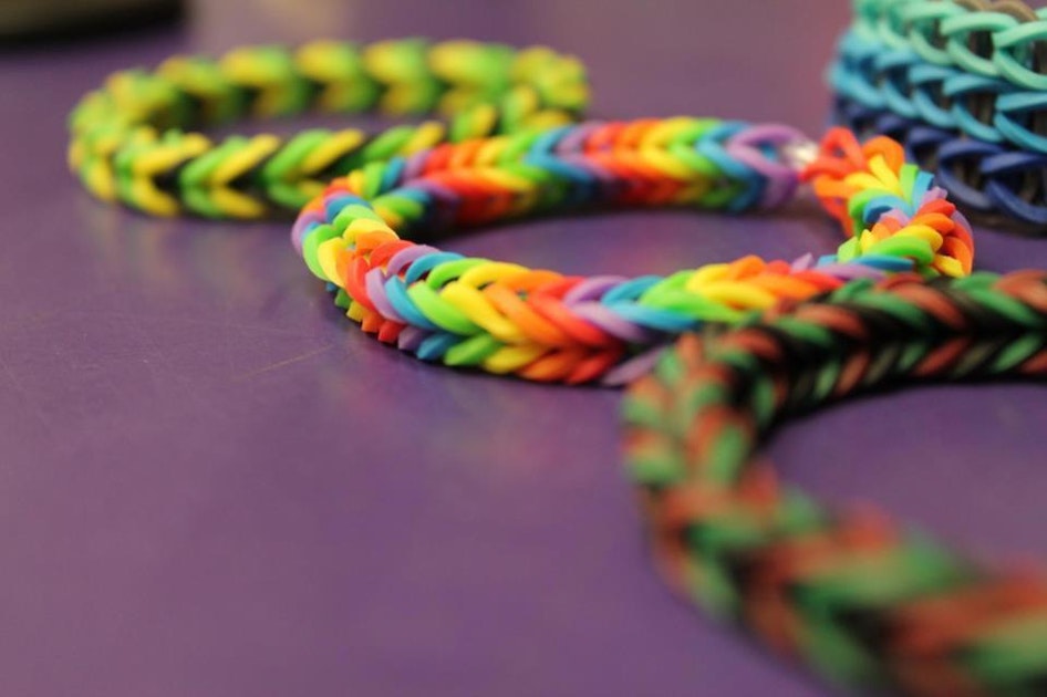 School bans Rainbow Loom bracelets