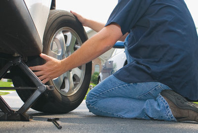 Rsz how to change a tire correctly.jpg?ixlib=rails 2.1