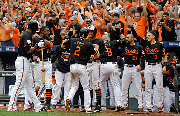 Wp oriolesjjhardyteam.jpg?ixlib=rails 2.1