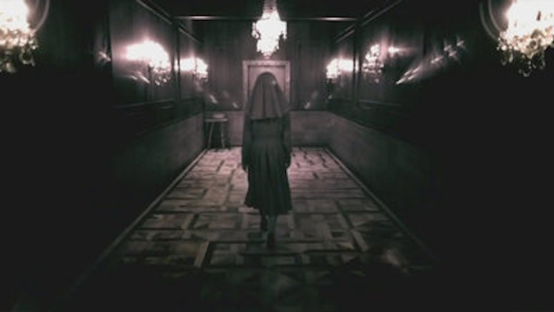 Rsz nun goes to asylum door in american horror story images 22.jpg?ixlib=rails 2.1
