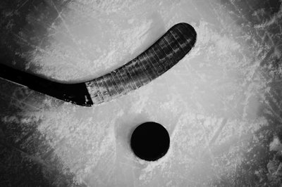 Rsz hockey puck and stick 2.jpg?ixlib=rails 2.1