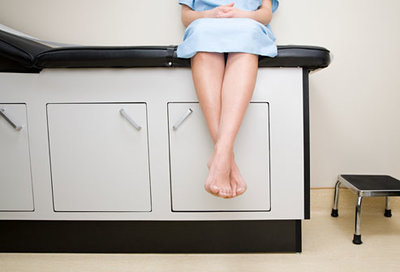 Rsz woman waiting.jpg?ixlib=rails 2.1