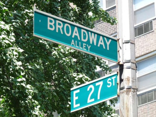 09.bway .aley .sign  506x380.jpg?ixlib=rails 2.1