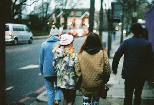 Fashion friends hipsters lomo favim.com 623499.jpg?ixlib=rails 2.1