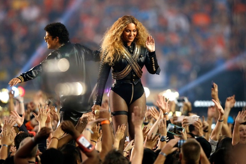 Beyonce super bowl 2016 black leather dsquared2 outfit.jpg?ixlib=rails 2.1