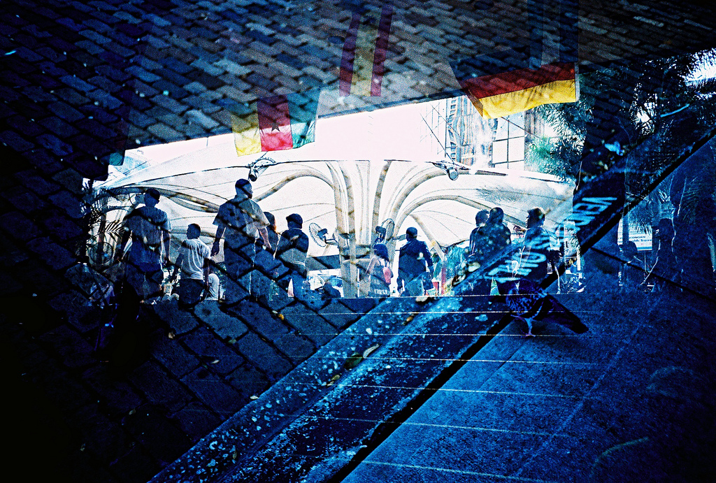 5218055278 242e13ffc2 b.jpg?ixlib=rails 2.1