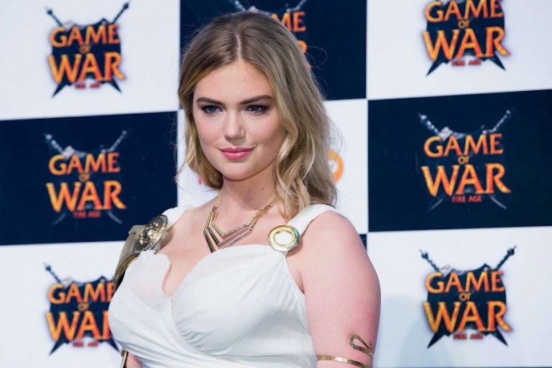 Kate upton  game of war   fire age promotional event  05 662x441.jpg?ixlib=rails 2.1