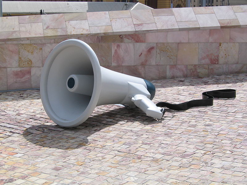 800px simonperrymegaphone.jpg?ixlib=rails 2.1
