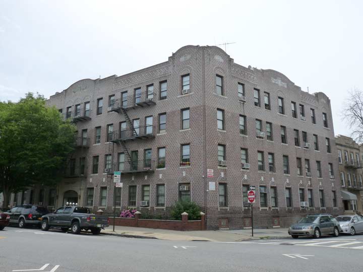 8302 6th.jpg?ixlib=rails 2.1