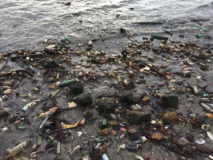 Bottle beach.jpg?ixlib=rails 2.1