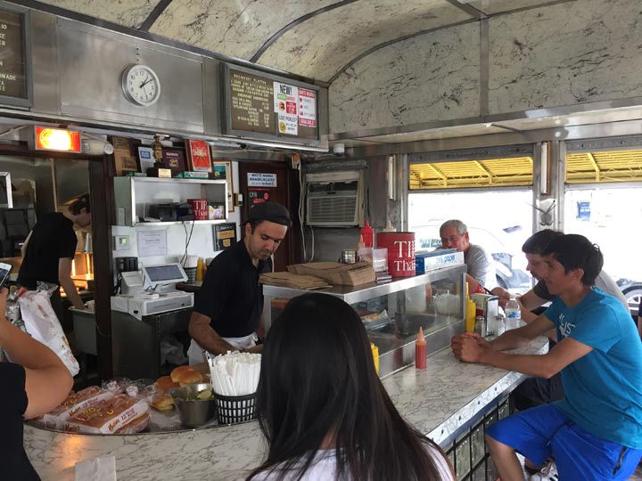 White manna 2.jpg?ixlib=rails 2.1