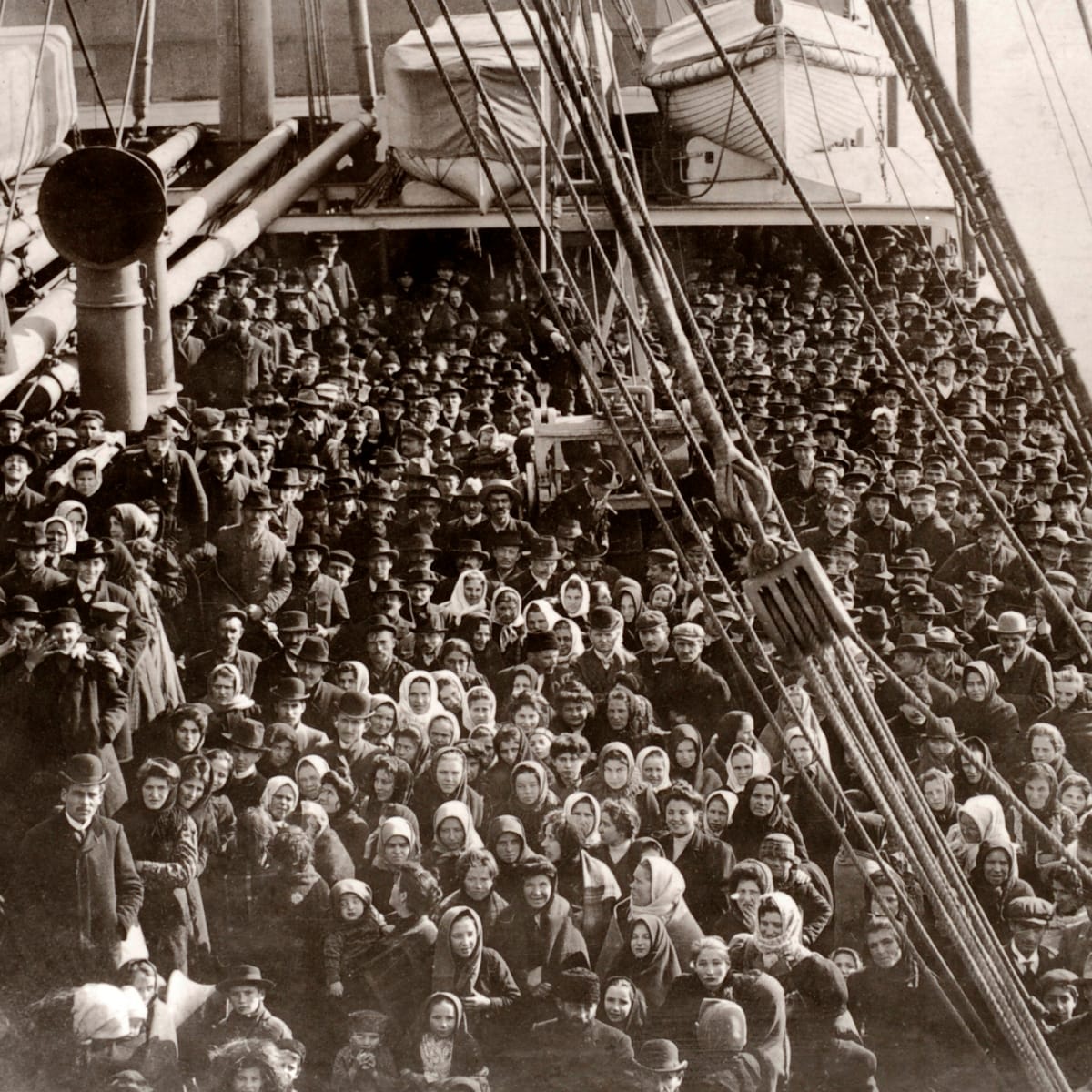 Immigration ellis island social 151182564.jpg?ixlib=rails 2.1