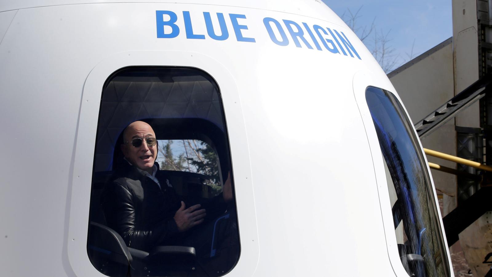 Jeff bezos and mark bezos will fly to space on july 20 e1623073072936.jpg?ixlib=rails 2.1