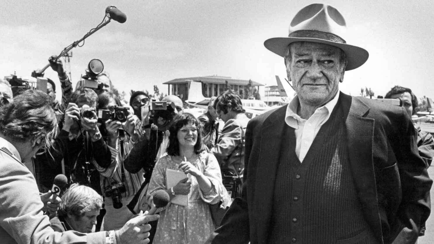 90 14.jpeg?ixlib=rails 2.1