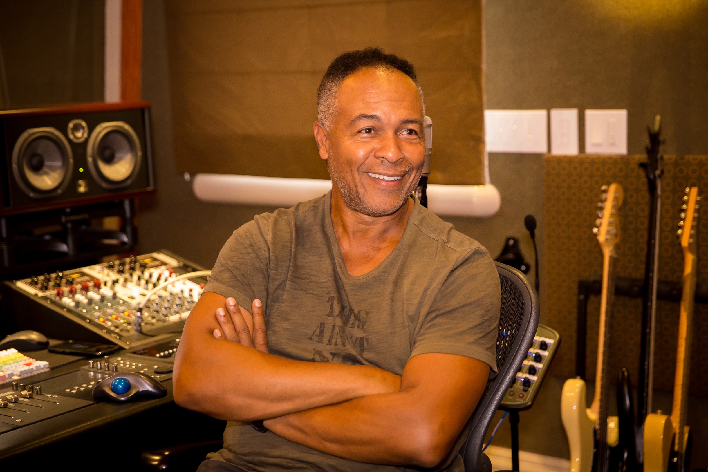 Ray parker jr 2 03.jpg?ixlib=rails 2.1