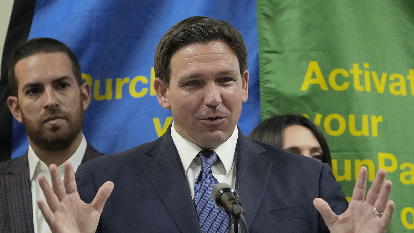 Desantisron.jpeg?ixlib=rails 2.1