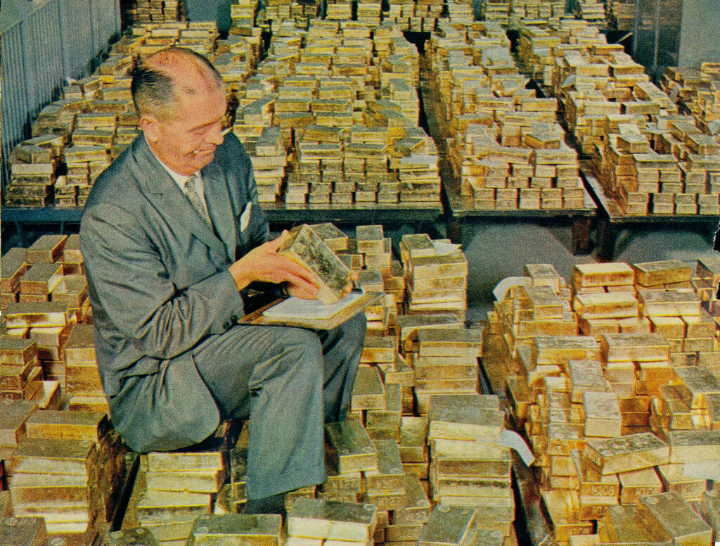 Central bank gold purchases hit a record in 2018.jpg?ixlib=rails 2.1