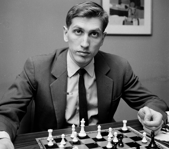 Bobby Fischer Learn to Play Chess – TDC Games