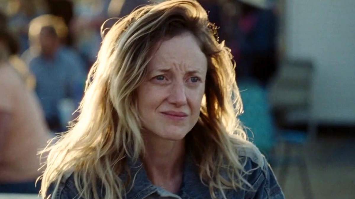 To leslie summary ending explained andrea riseborough as leslie.jpg?ixlib=rails 2.1