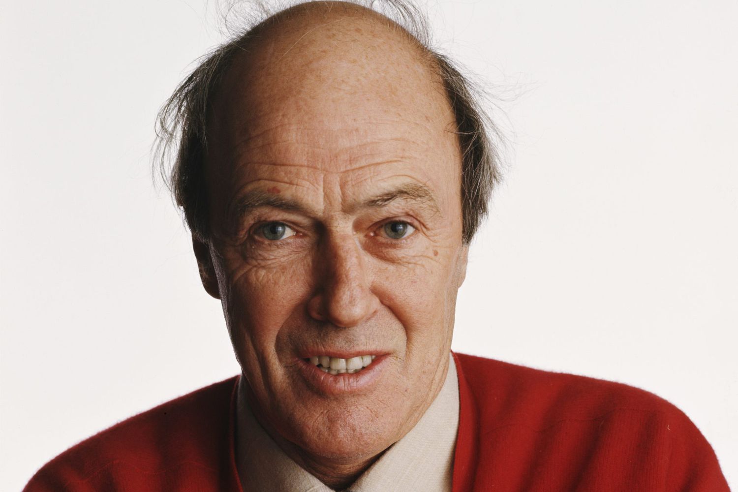 Roald dahl 021923 02 2000 7cae3a33a4cc4a658971b2c49eecbf06.jpg?ixlib=rails 2.1