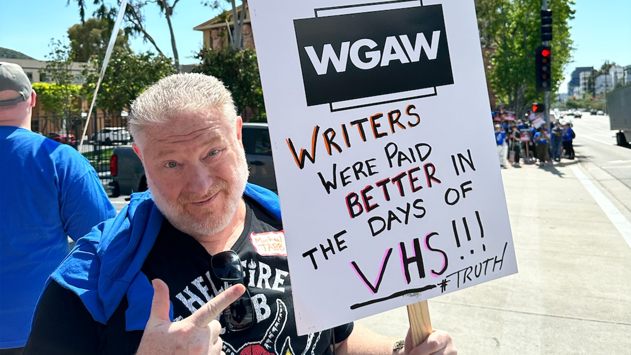 Michael tabb picket.jpg?ixlib=rails 2.1