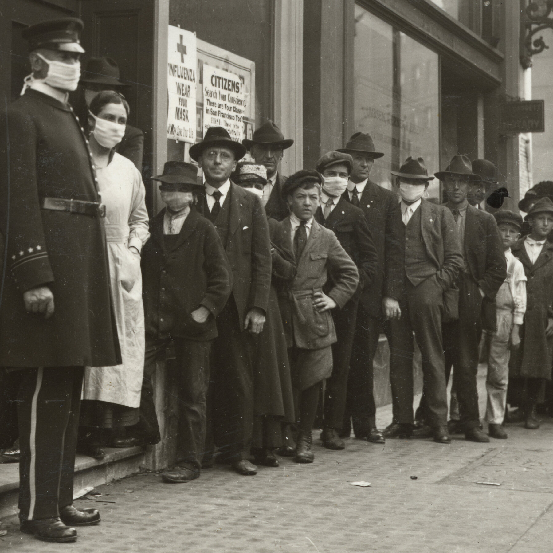 00xp 1918masks 03 mediumsquareat3x v2.jpg?ixlib=rails 2.1