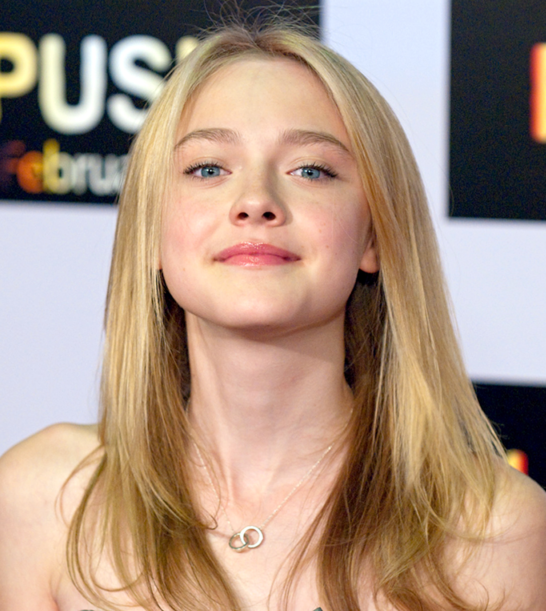 Dakota fanning  2009.jpg?ixlib=rails 2.1