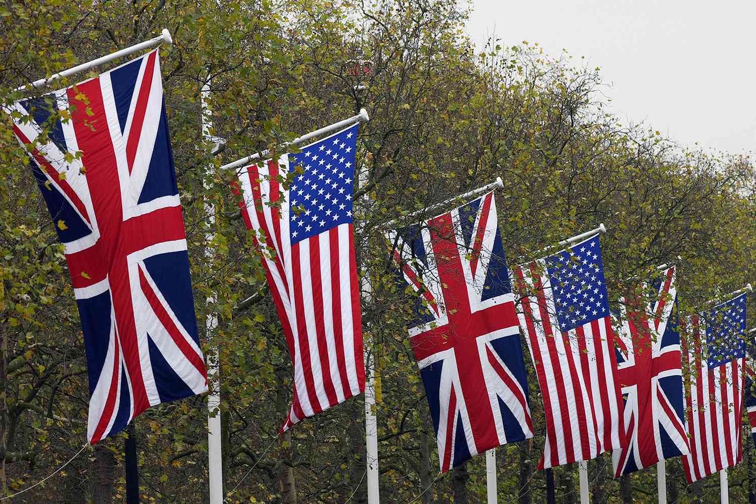 Britishamericanflags 58efb3425f9b582c4d3926c0.jpg?ixlib=rails 2.1