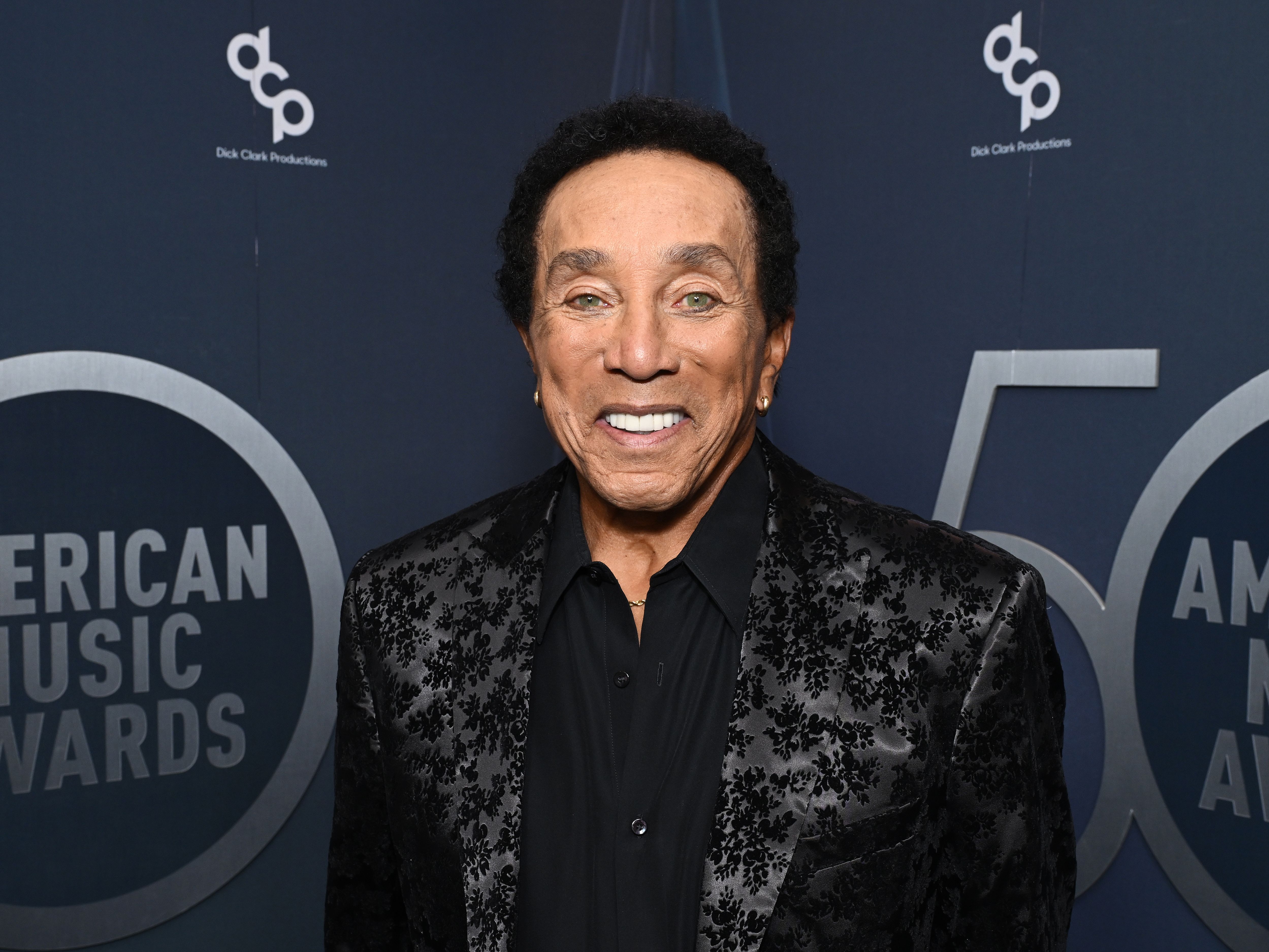 In this image released on october 6 smokey robinson arrives news photo 1747405199.jpg?ixlib=rails 2.1