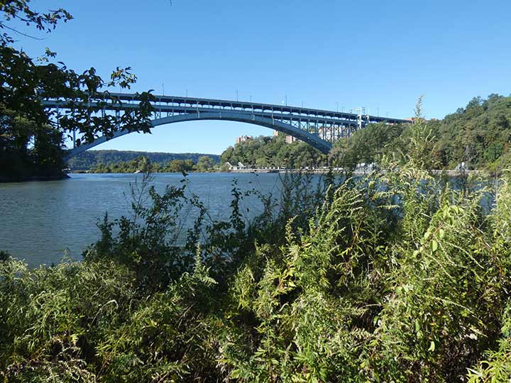 Hudson bridge.jpg?ixlib=rails 2.1
