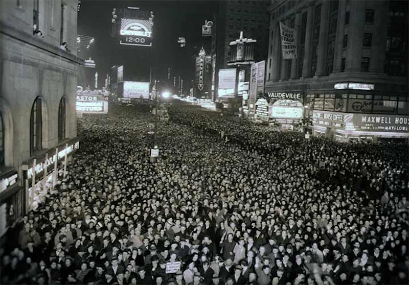 Times square 1942.jpg?ixlib=rails 2.1