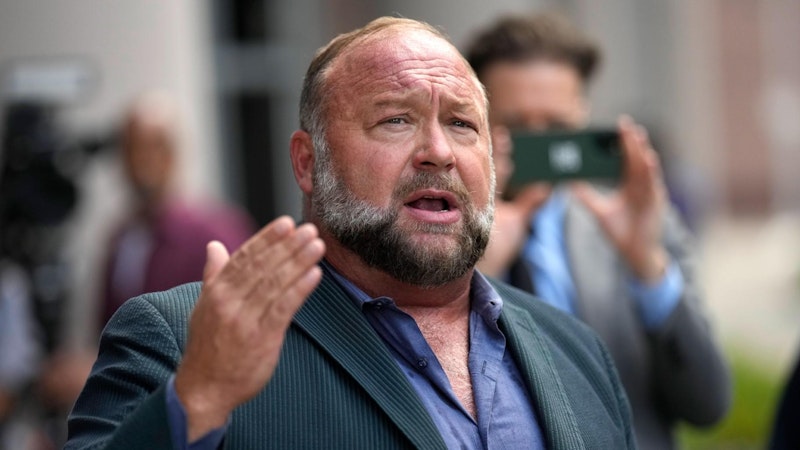 Newtown shooting infowars 24345597051712.jpg?ixlib=rails 2.1