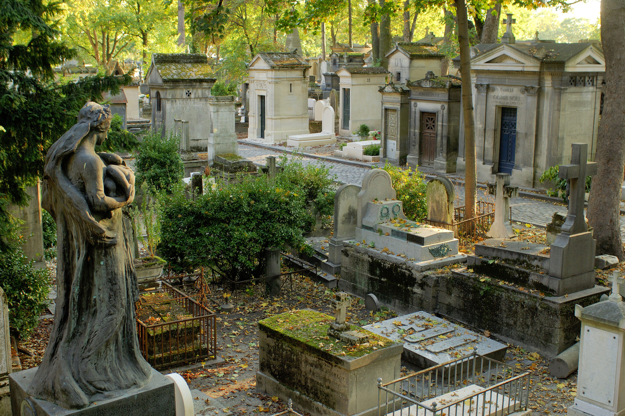 Père lachaise.jpg?ixlib=rails 2.1