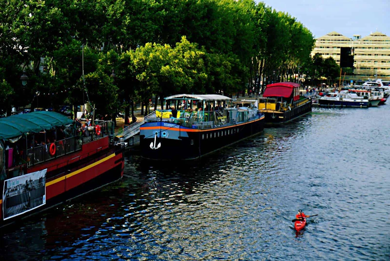 Canal saint martin.jpg?ixlib=rails 2.1