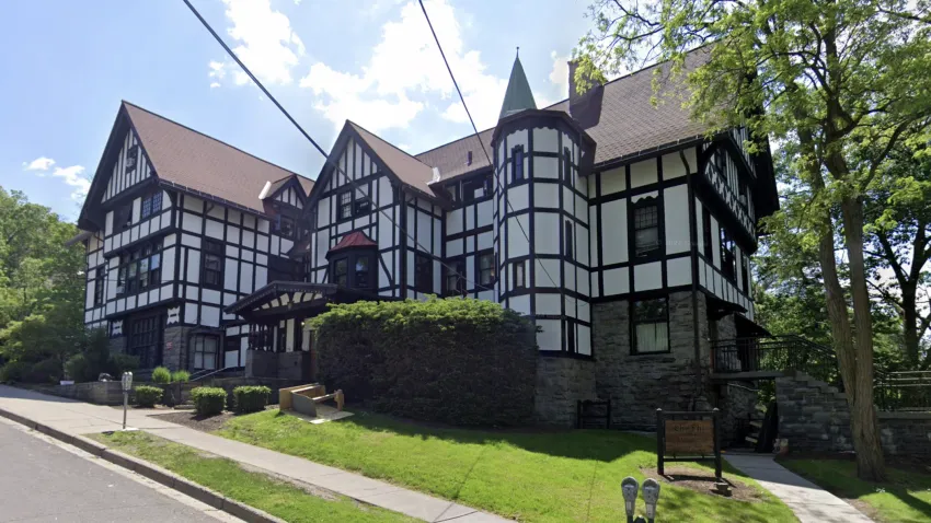 Cornell chi phi.jpg?ixlib=rails 2.1