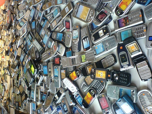 Cellphones.jpg?ixlib=rails 2.1
