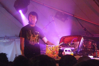 Buttons.jpg?ixlib=rails 2.1