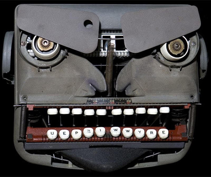 J mayer typewriter robot 3.jpg?ixlib=rails 2.1