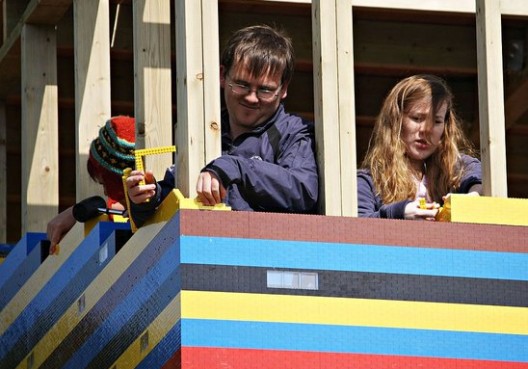 1251733121 lego8 528x369.jpg?ixlib=rails 2.1
