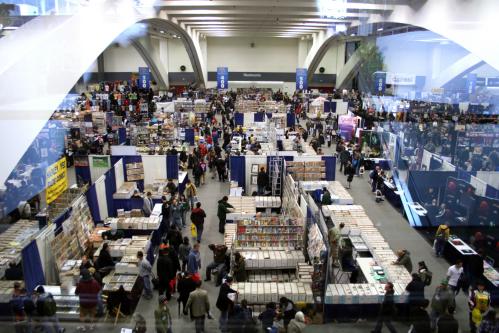 Wondercon floor499x333.jpg?ixlib=rails 2.1