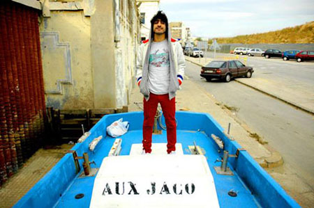 El guincho.jpg?ixlib=rails 2.1