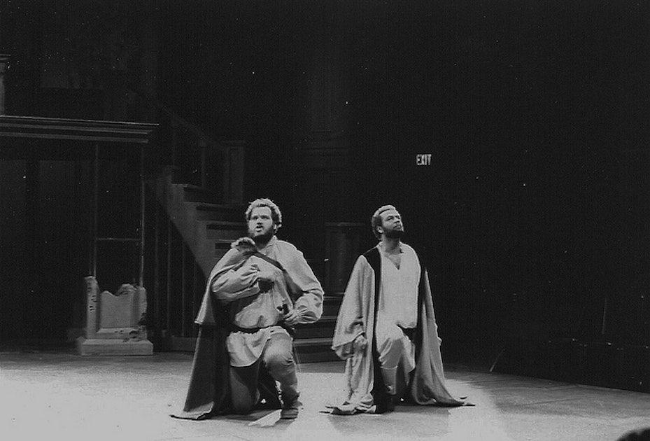 Nora sakari business background management essay 04 image